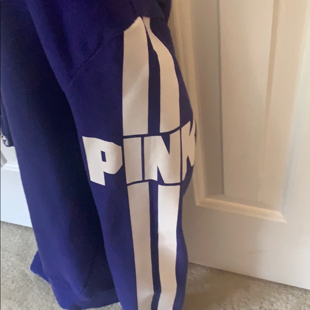 Pink pullover - Picture 2 of 2